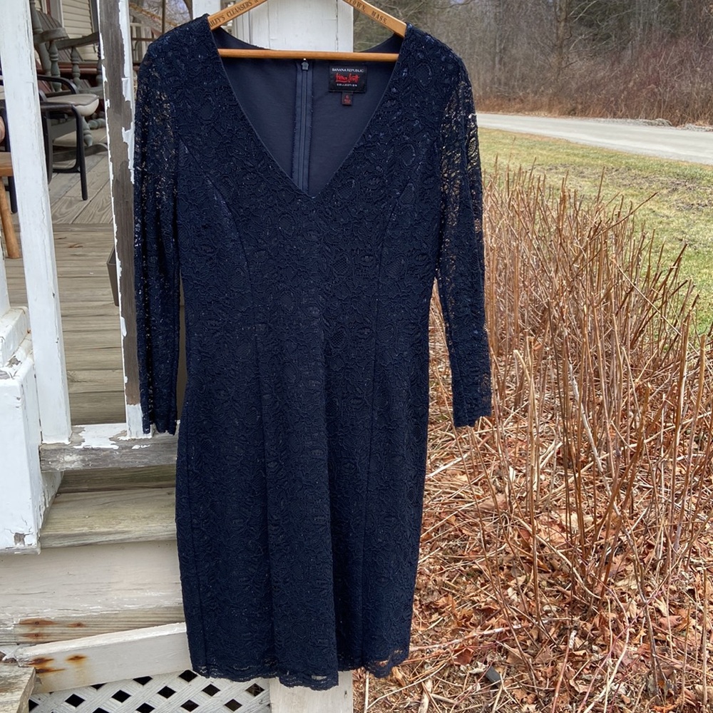 L'Wren Scott at Banana Republic Midnight Blue Lace Dress Women's Size 6 - Picture 2 of 8